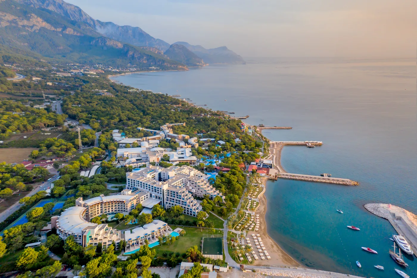 Rixos Sungate в Кемере, Турция: курорт all-inclusive целым городком у моря